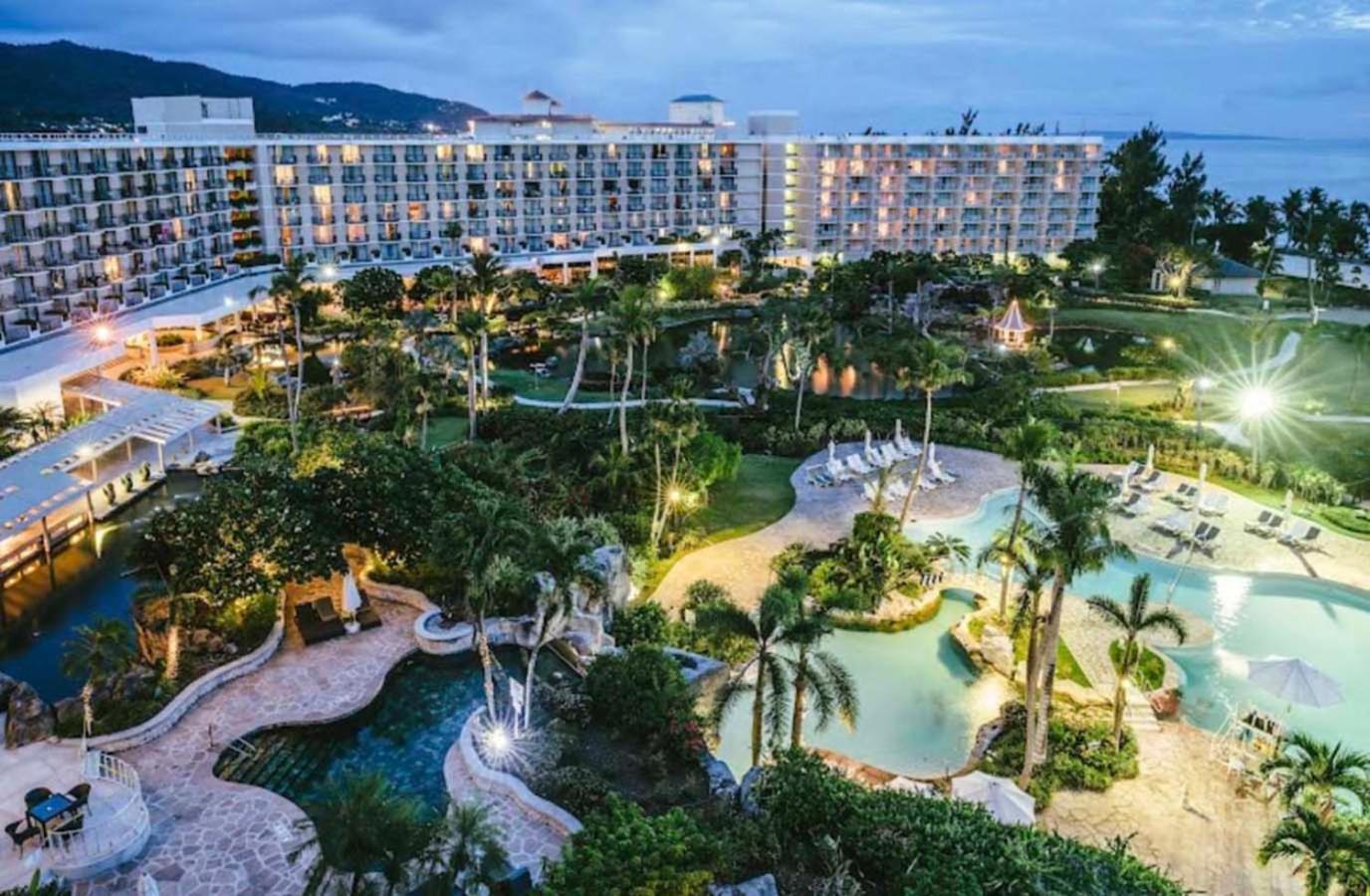 Marianas Beach Resort Saipan Kültér fotó